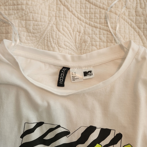 MTV Cropped Tee - Picture 5 of 5